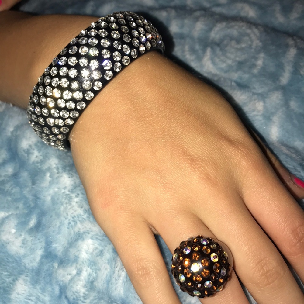 SET OF 2 BRACELET AND RING!